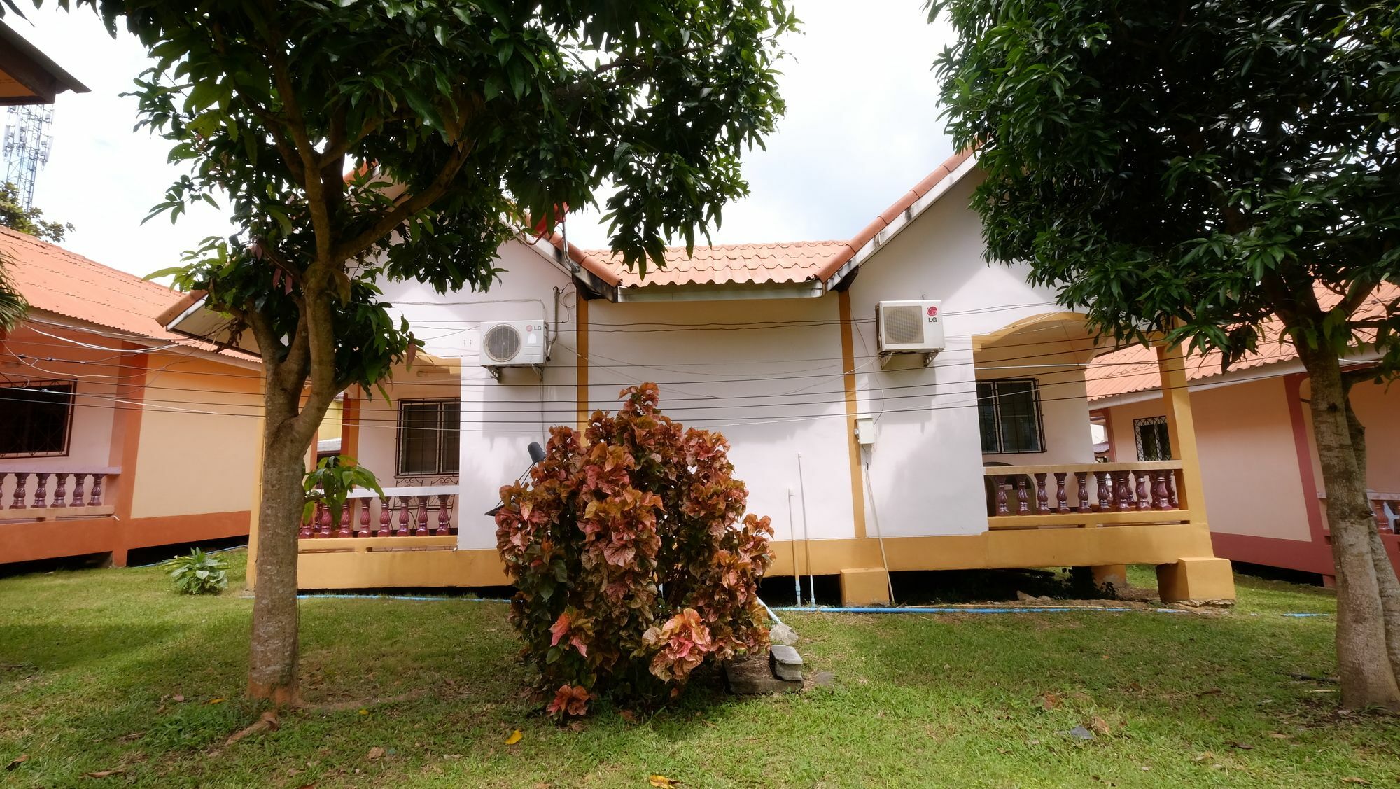 Hassana Garden Home Koh Lanta Exterior foto